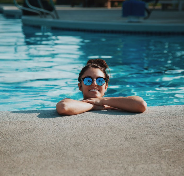 photo-1505847610351-22b86a1afd66